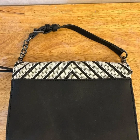 "Simply Vera Vera Wang" - Picture 3 of 11